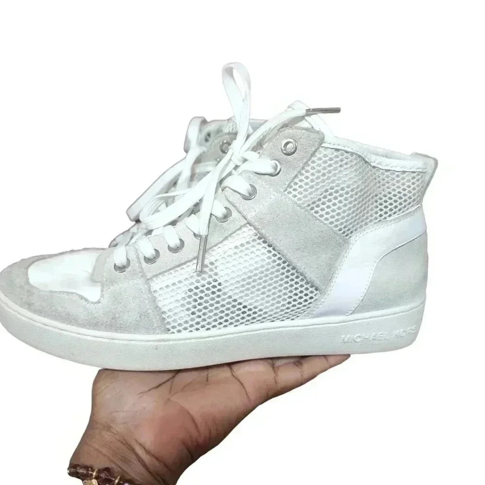 Michael Kors Matty High top sneakers. Size 9.5 - Picture 4 of 12